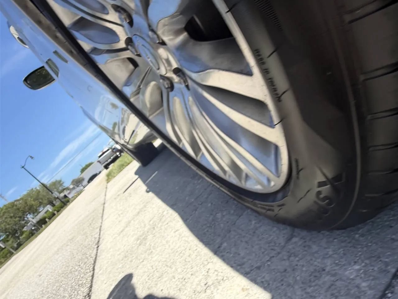 Used 2011 Chrysler 200 Limited FWD image 25