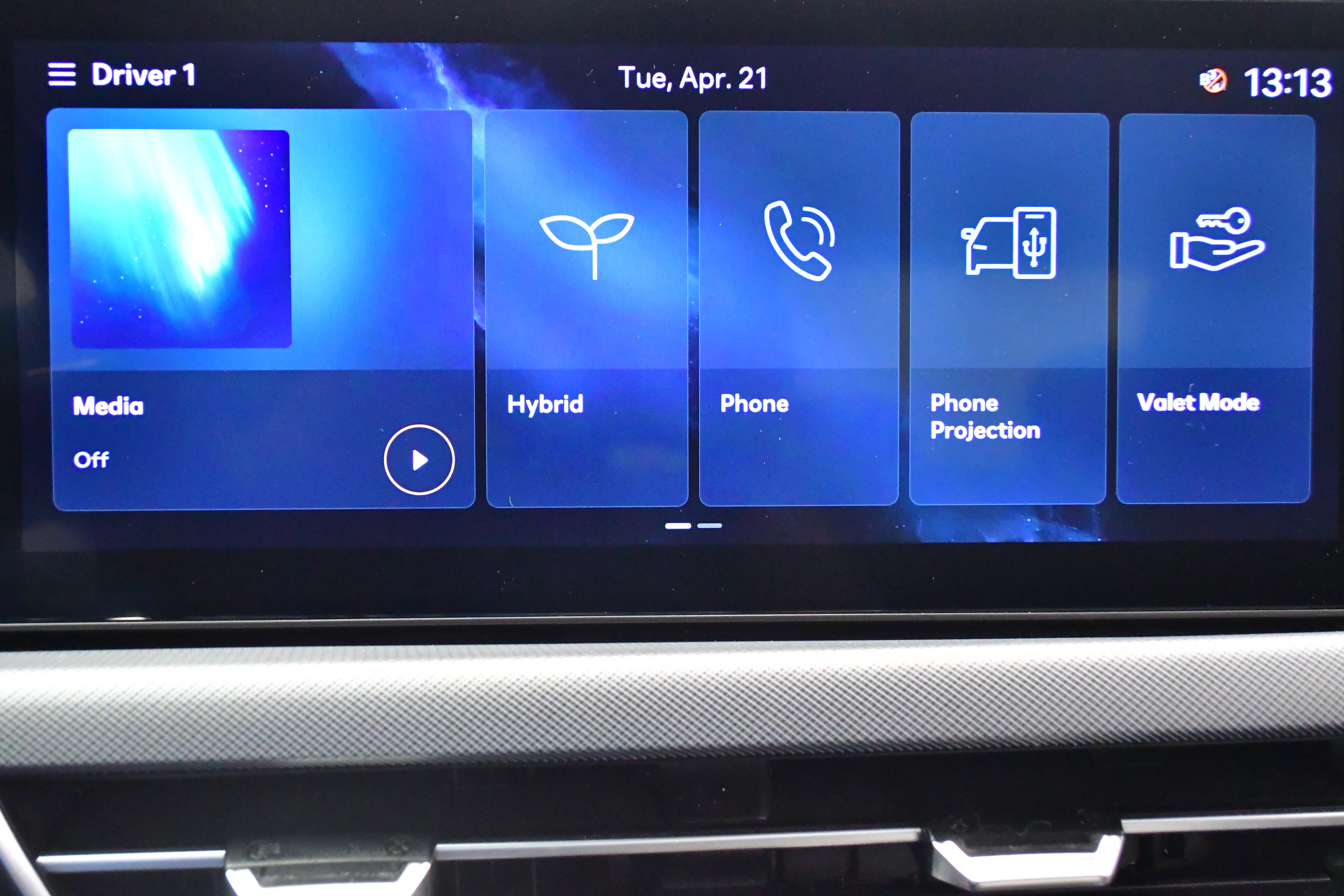 Used 2025 Hyundai Sonata SEL FWD image 23