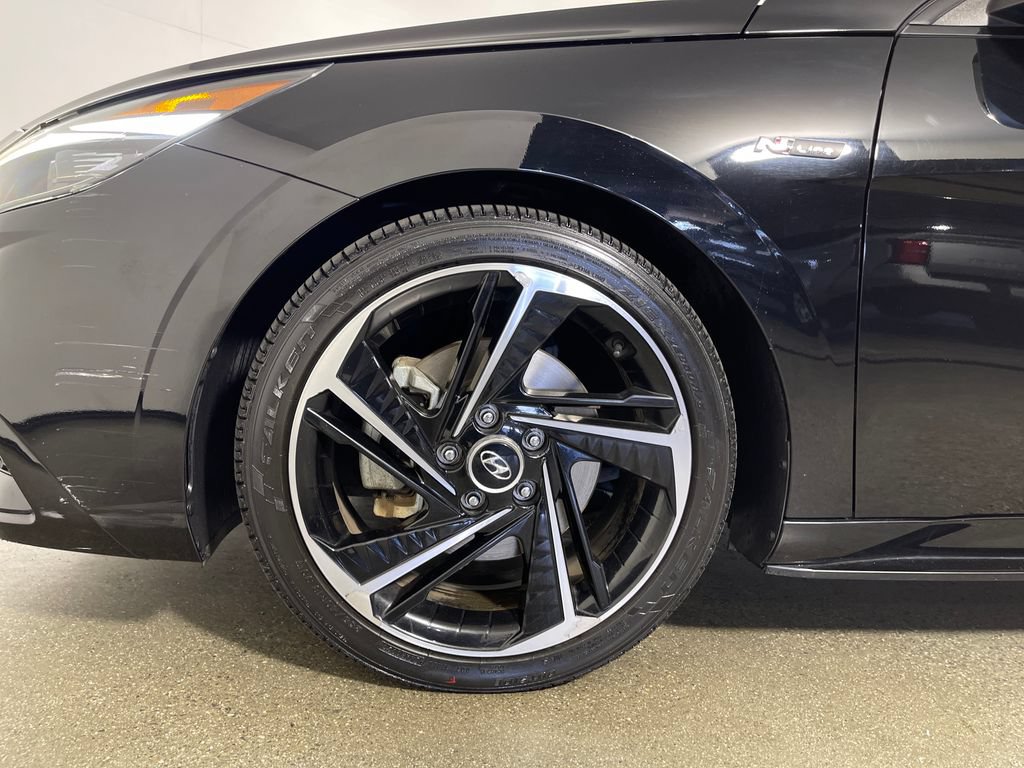 Used 2021 Hyundai Elantra N Line FWD image 11
