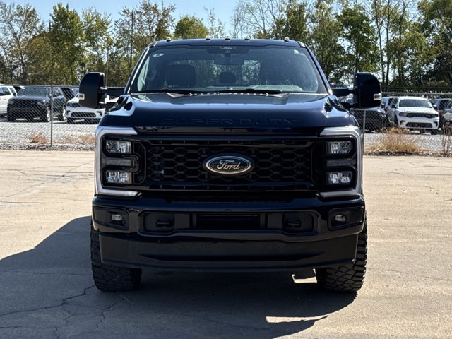 Used 2025 Ford F250 Lariat w/ Black Appearance Package AWD/4WD image 14