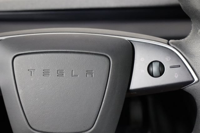 Used 2025 Tesla Model 3 Long Range RWD image 8