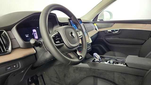New 2026 Volvo XC90 T8 Plus w/ Protection Package AWD/4WD image 12