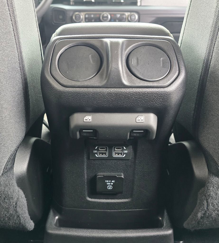 Used 2025 Jeep Wrangler Unlimited Sahara w/ Safety Group image 24