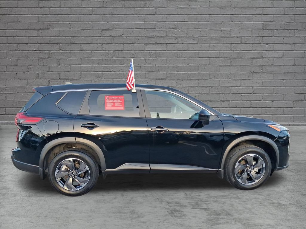 Used 2026 Nissan Rogue SV FWD image 13