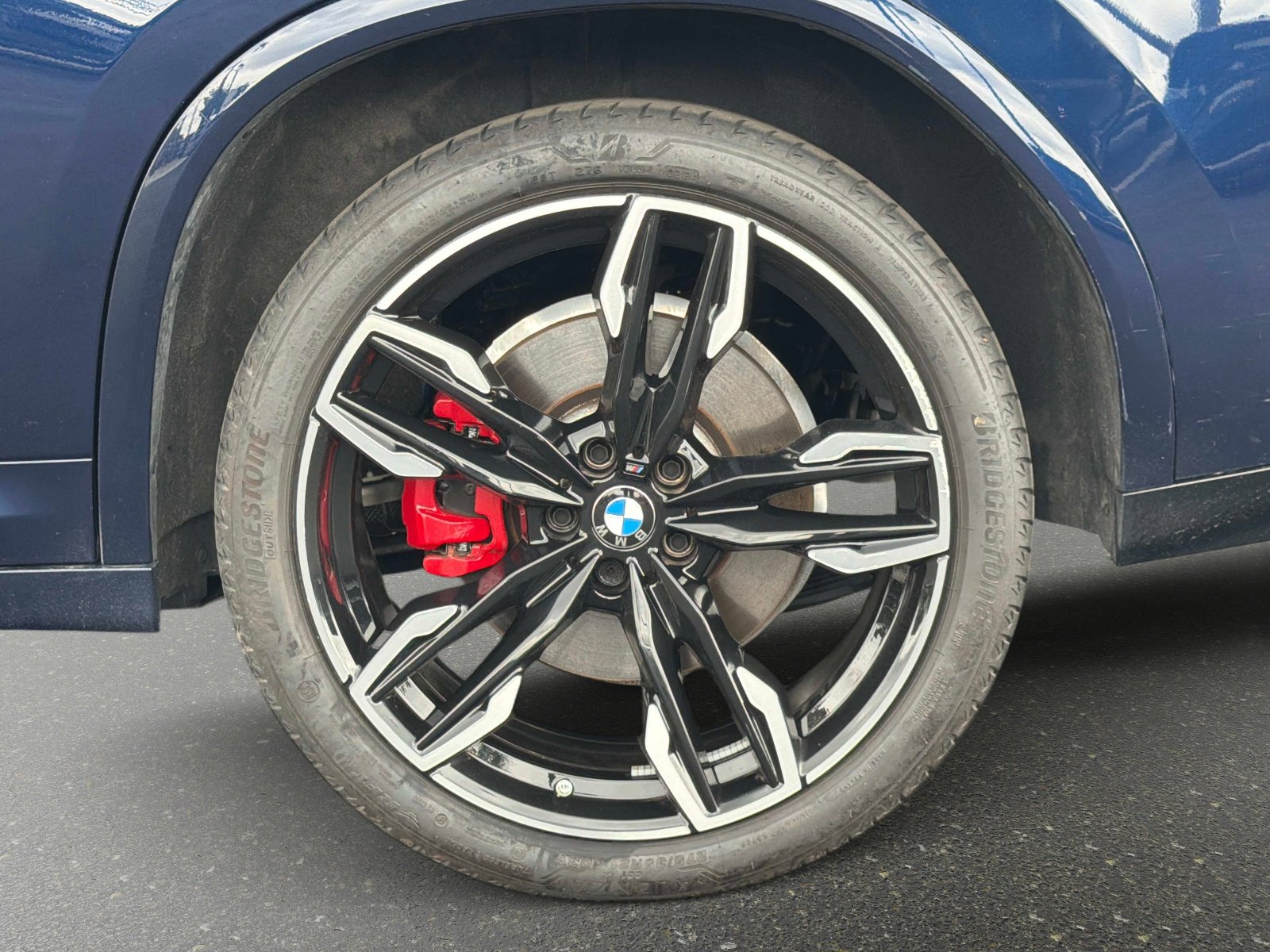 Used 2025 BMW X4 M40i AWD/4WD image 13