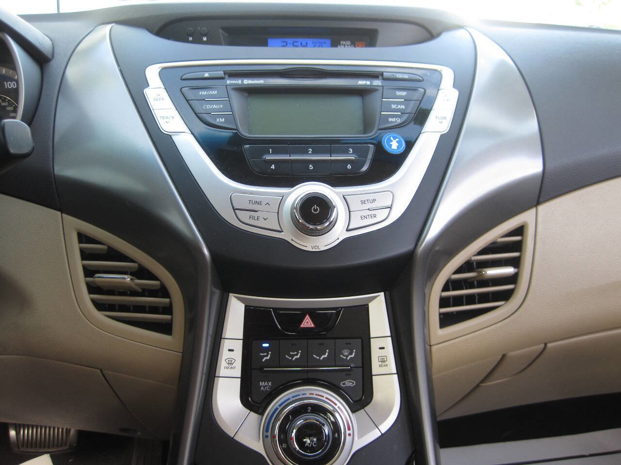 Used 2012 Hyundai Elantra GLS w/ Preferred Pkg 3 FWD image 29
