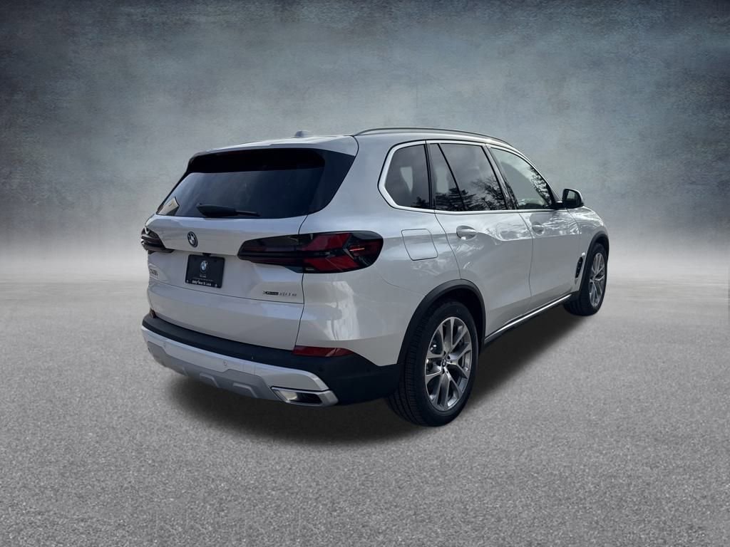 New 2026 BMW X5 xDrive50e w/ Climate Comfort Package image 5