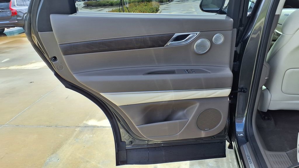 Used 2024 Genesis GV80 3.5T image 16