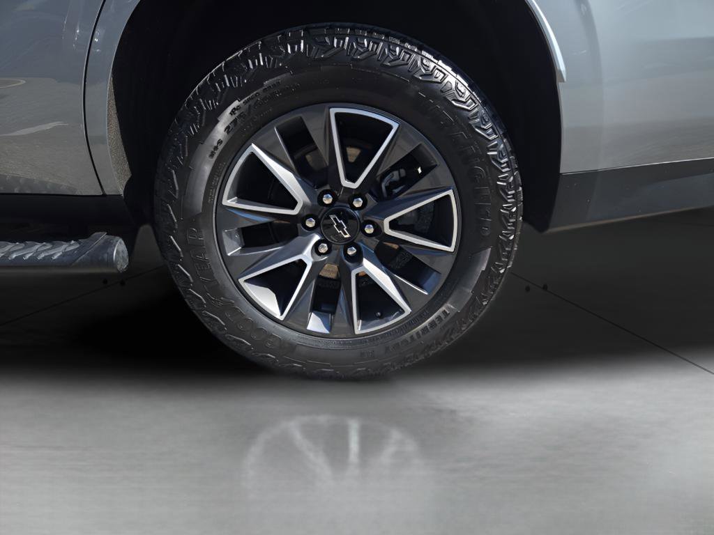 Used 2024 Chevrolet Tahoe Z71 w/ Luxury Package image 8