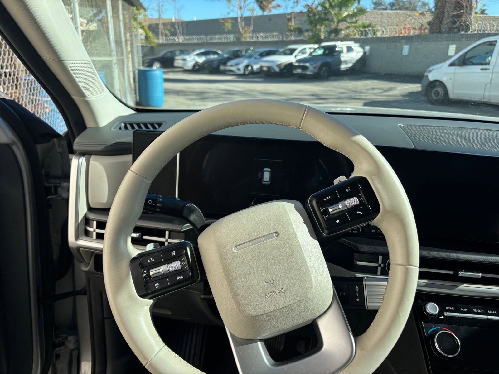 Used 2025 Hyundai Santa Fe SEL image 35