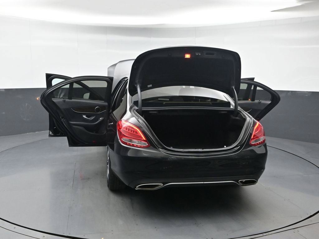Used 2017 Mercedes-Benz C 300 4MATIC Sedan image 45