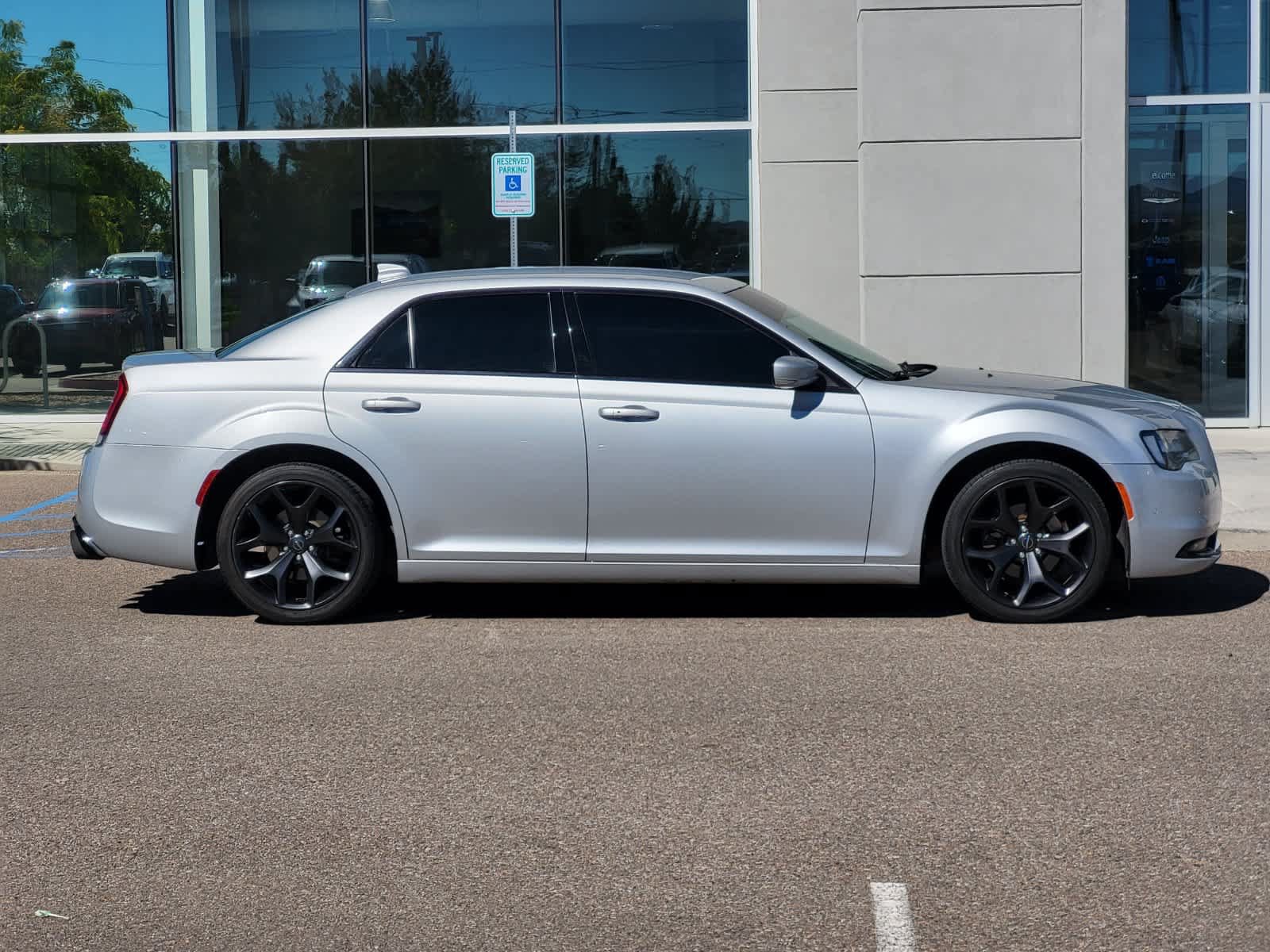 Used 2021 Chrysler 300 S RWD image 4