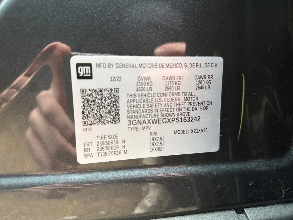 Used 2023 Chevrolet Equinox RS w/ RS Leather Package image 18