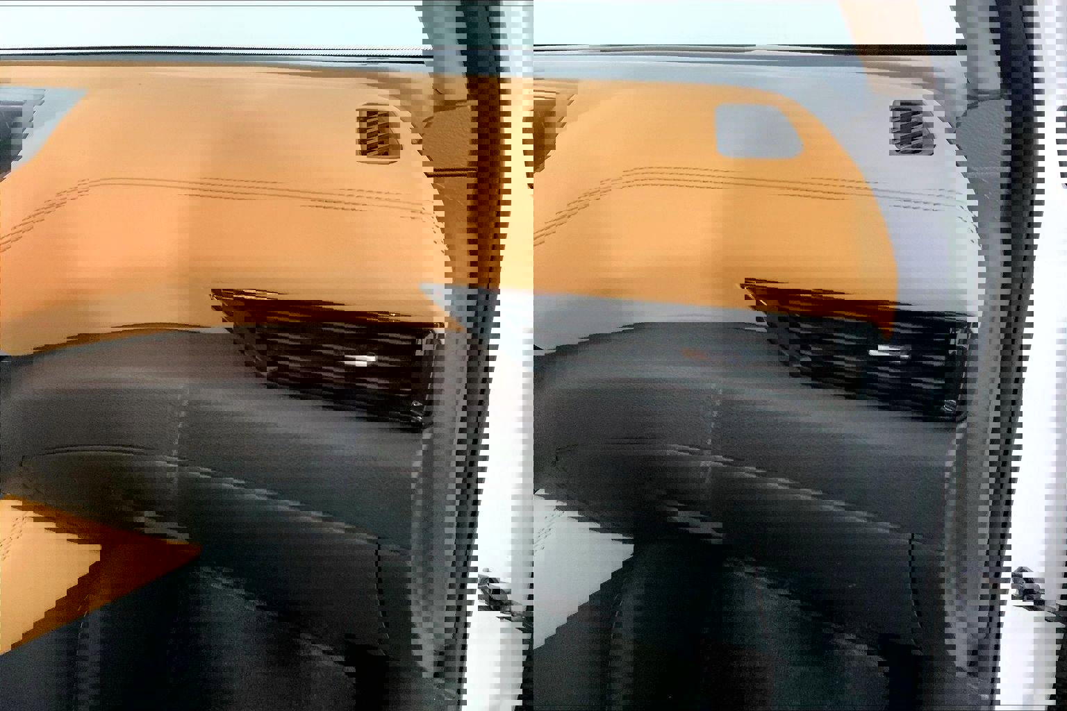 Used 2022 Nissan Sentra SV w/ SV Premium Package image 16