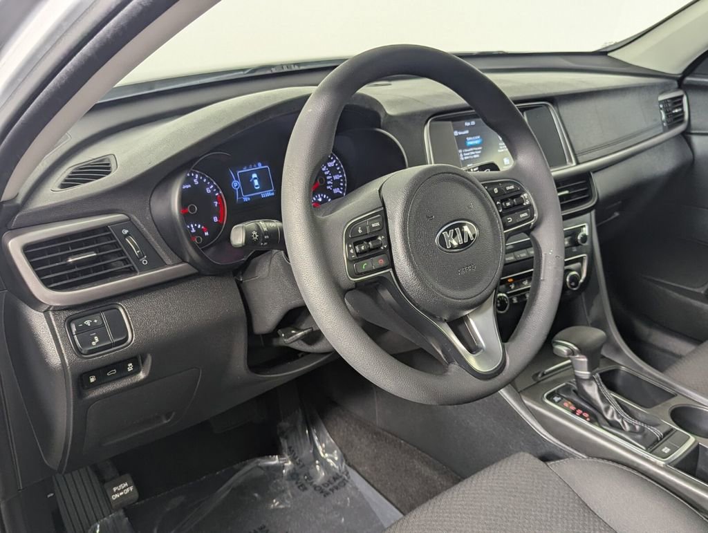 Used 2017 Kia Optima LX w/ Convenience Plus Package FWD image 11
