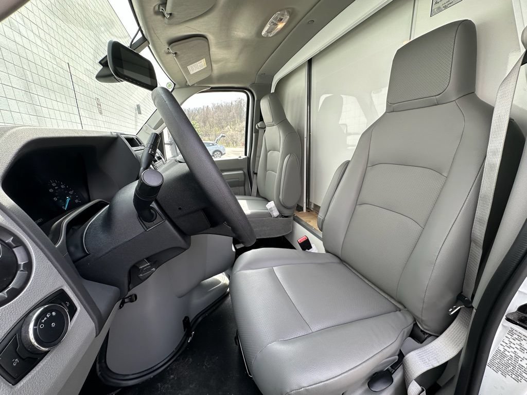 New 2026 Ford E-350 and Econoline 350 Super Duty w/ Power Equipment Group RWD image 15