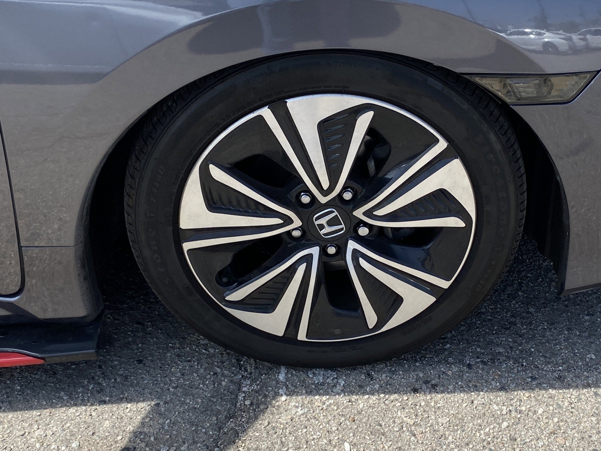 Used 2018 Honda Civic EX-L image 22