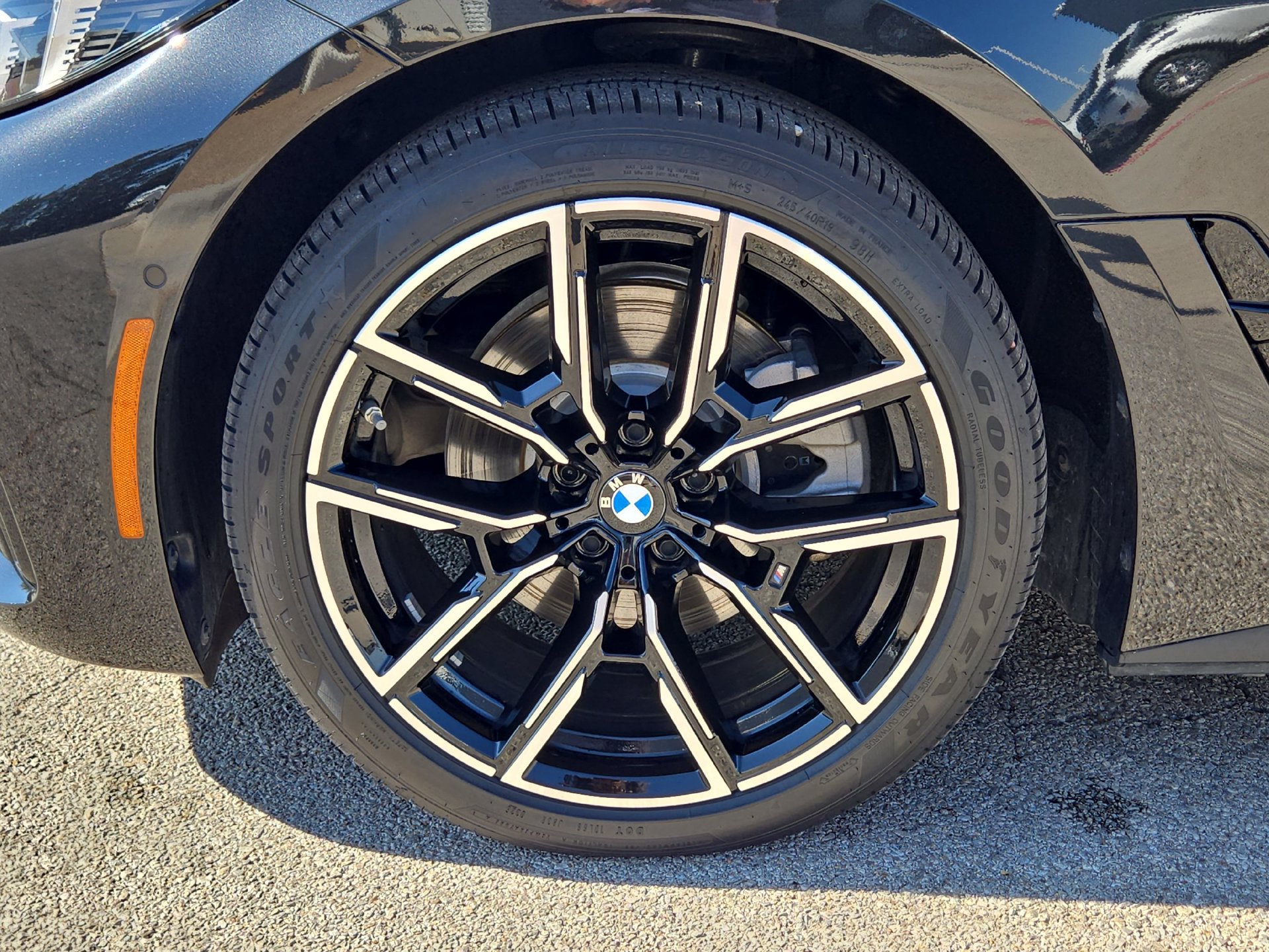 Used 2026 BMW i4 eDrive40 w/ M Sport Package RWD image 11