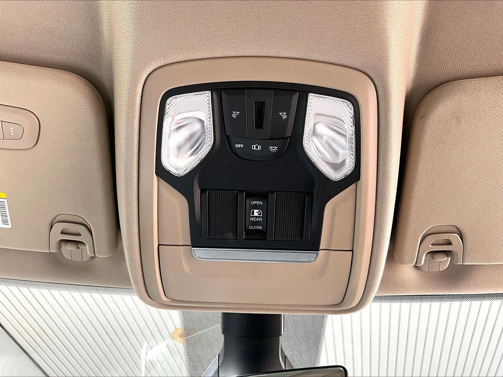 Used 2020 RAM 1500 Big Horn AWD/4WD image 22