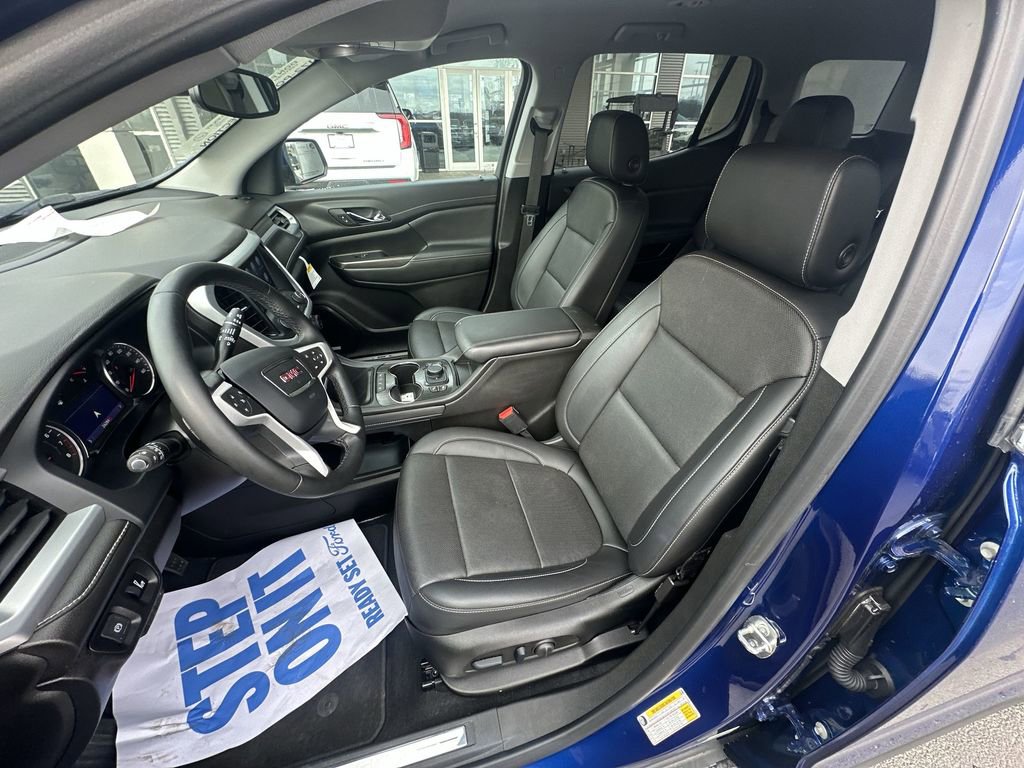 Used 2023 GMC Acadia SLT image 17