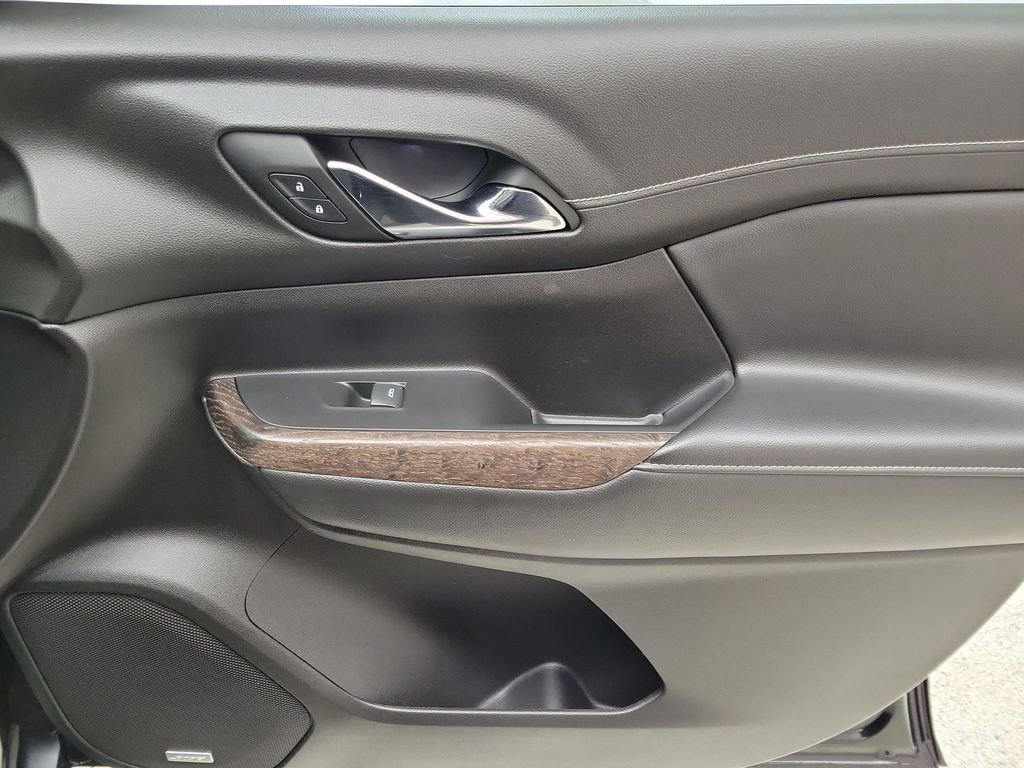 Certified 2022 GMC Acadia Denali w/ Denali Ultimate Package image 25