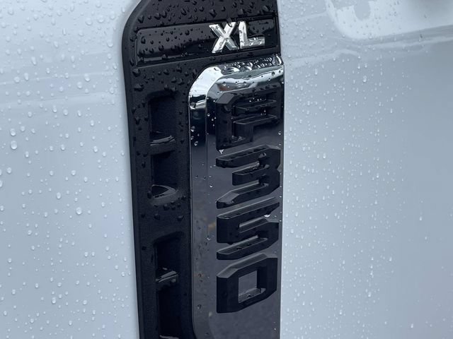New 2026 Ford F350 XL w/ XL Chrome Package RWD image 47