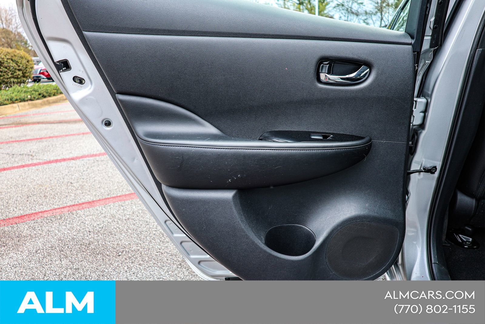 Used 2015 Nissan Leaf SL w/ Premium Package image 44