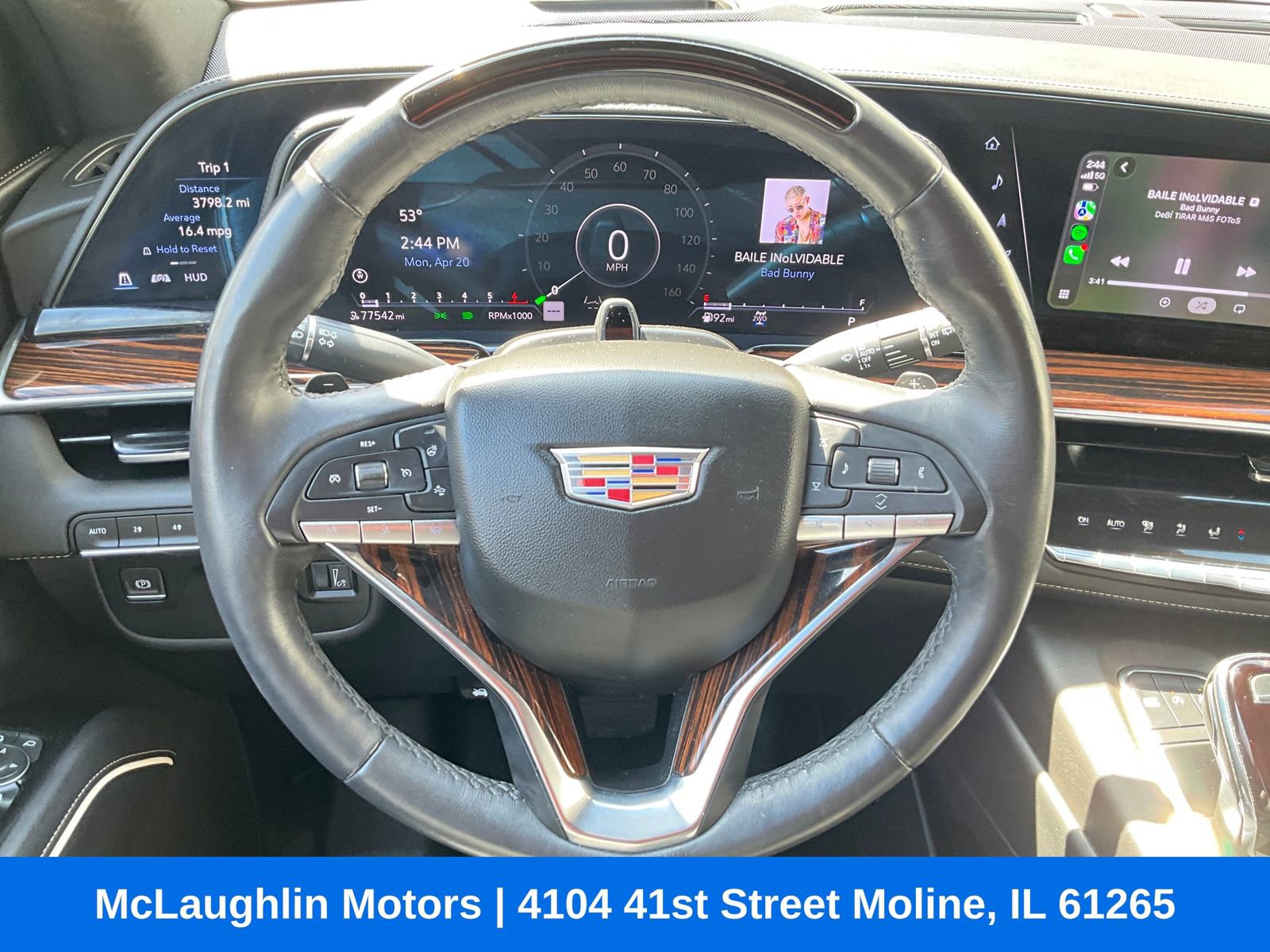 Used 2023 Cadillac Escalade ESV Premium Luxury w/ LPO, Radiant Package AWD/4WD image 3