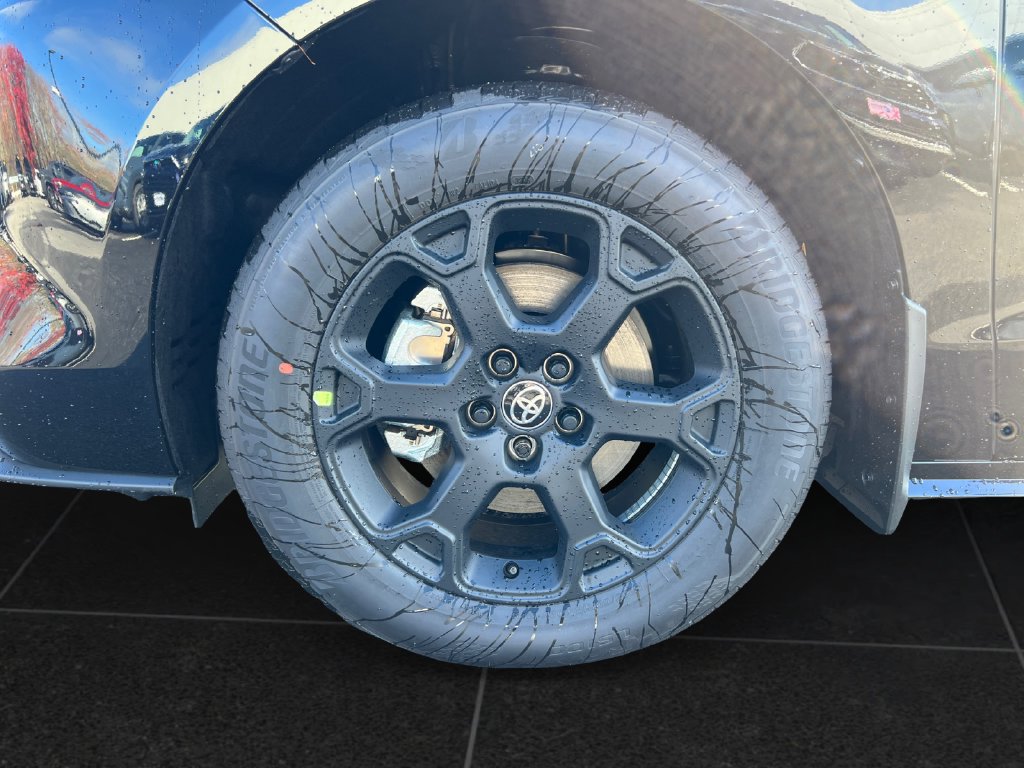 New 2026 Toyota Sienna XLE Woodland Edition AWD/4WD image 10