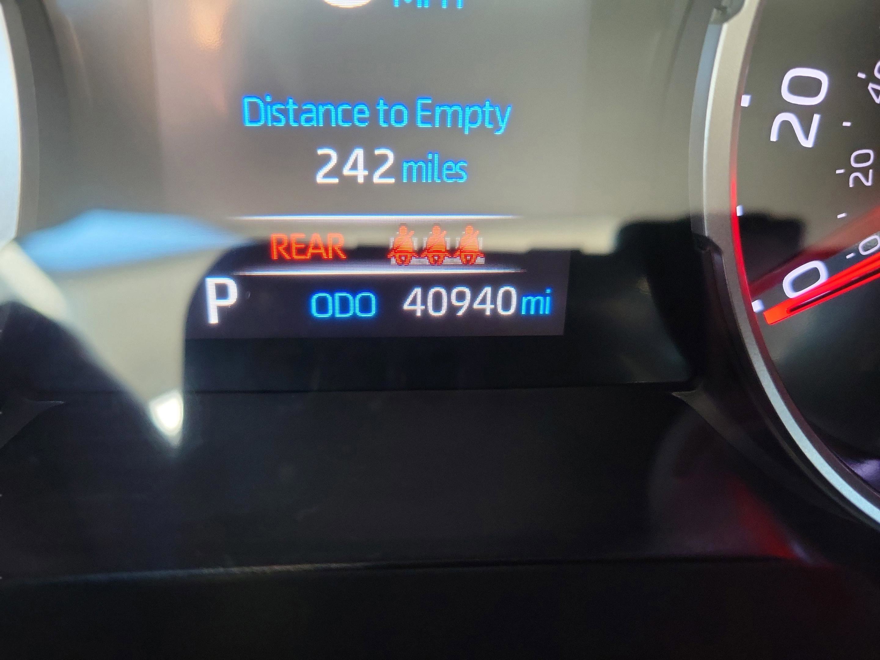 Used 2022 Toyota RAV4 XLE image 17