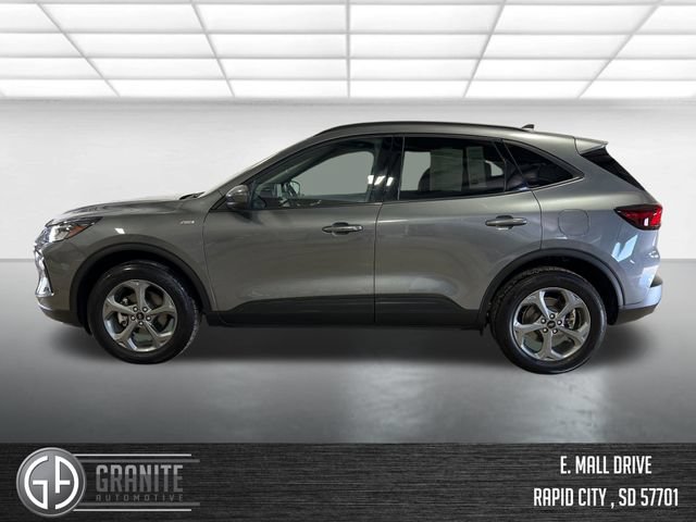 Used 2025 Ford Escape ST-Line Select AWD/4WD image 2