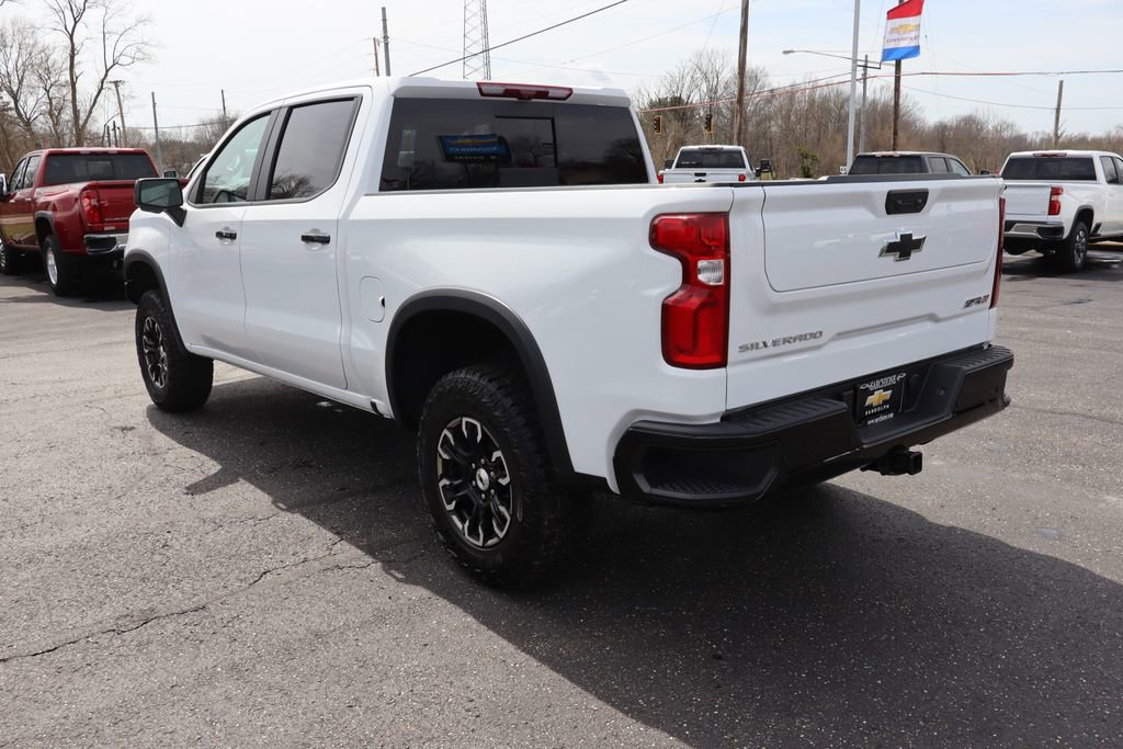 Used 2026 Chevrolet Silverado 1500 ZR2 AWD/4WD image 3