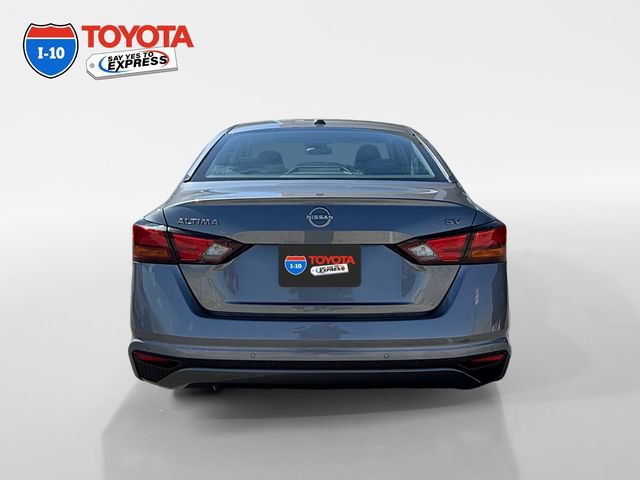 Used 2023 Nissan Altima 2.5 SV FWD image 4