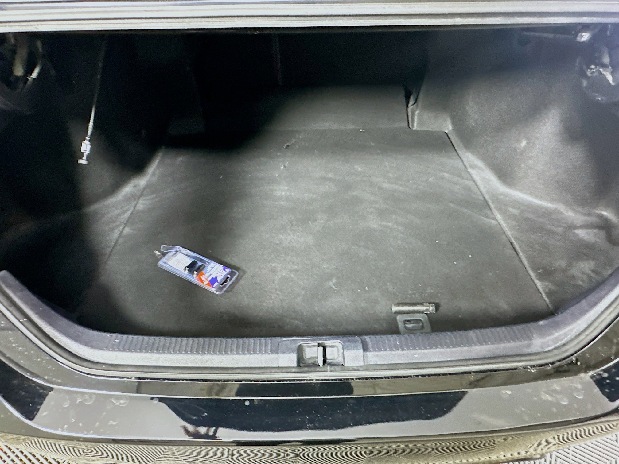 Used 2021 Toyota Camry XSE FWD image 27