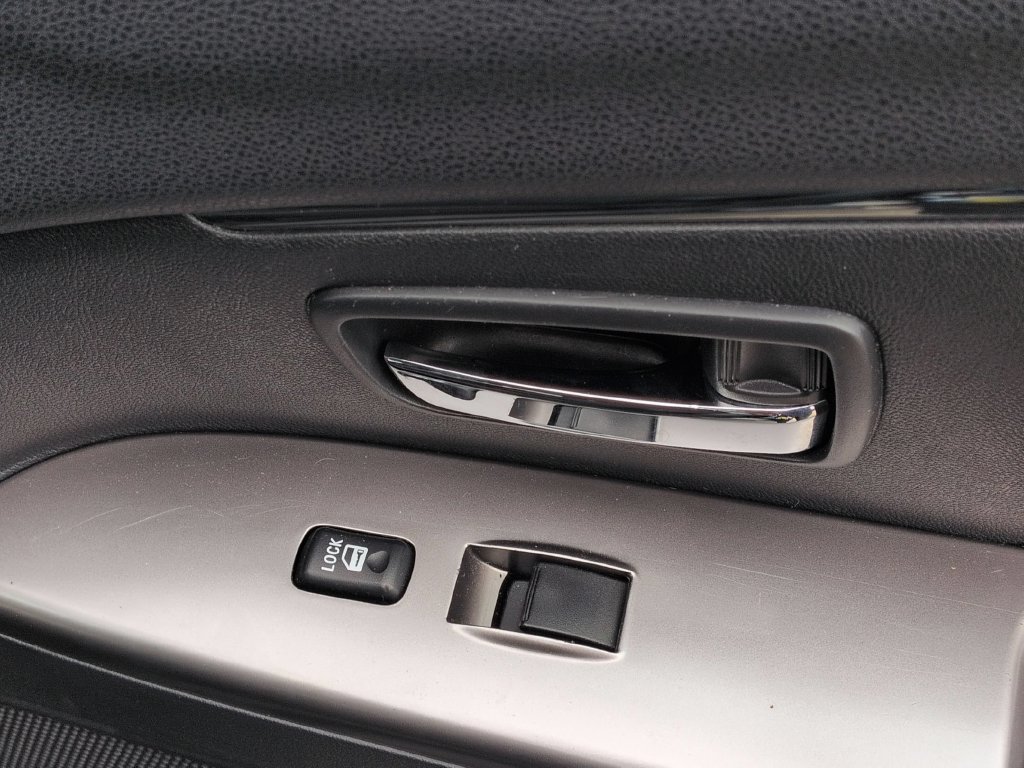 Used 2025 Mitsubishi Outlander Sport SE AWD/4WD image 33