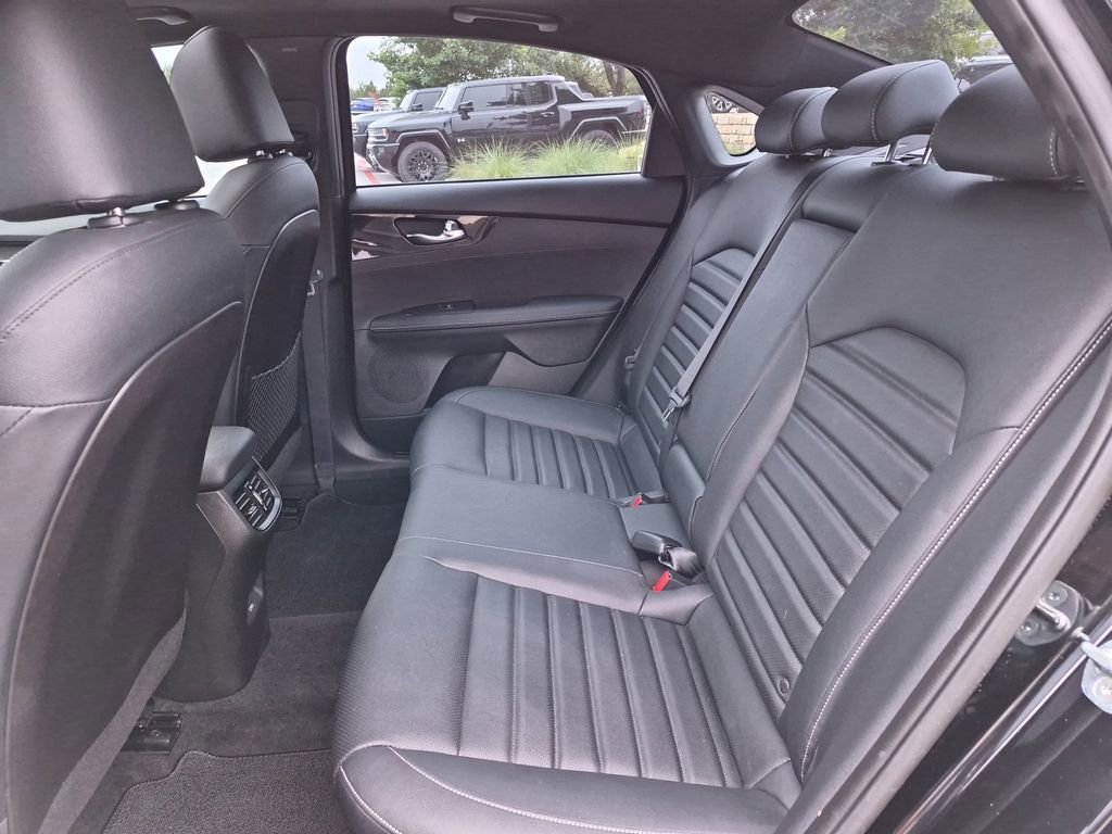 Used 2023 Kia Forte GT-Line w/ GT-Line Premium Package FWD image 33