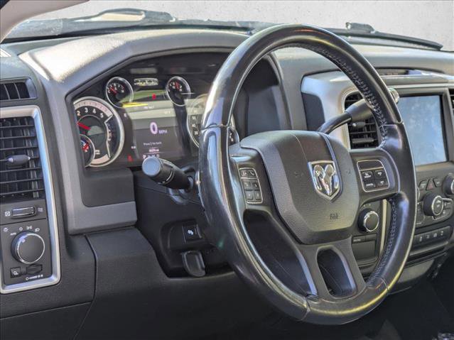 Used 2015 RAM 2500 SLT w/ Luxury Group AWD/4WD image 3