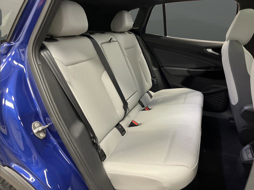 Used 2021 Volkswagen ID.4 Pro S w/ Gradient Package AWD/4WD image 31