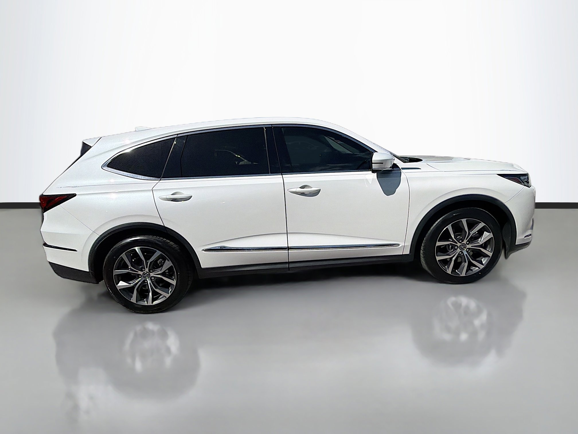 Used 2024 Acura MDX FWD w/ Technology Package image 2