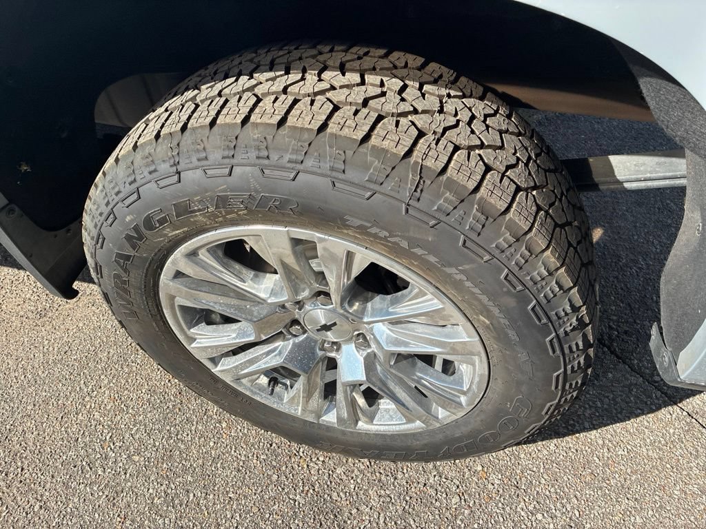 Certified 2025 Chevrolet Silverado 1500 RST w/ Protection Package AWD/4WD image 11
