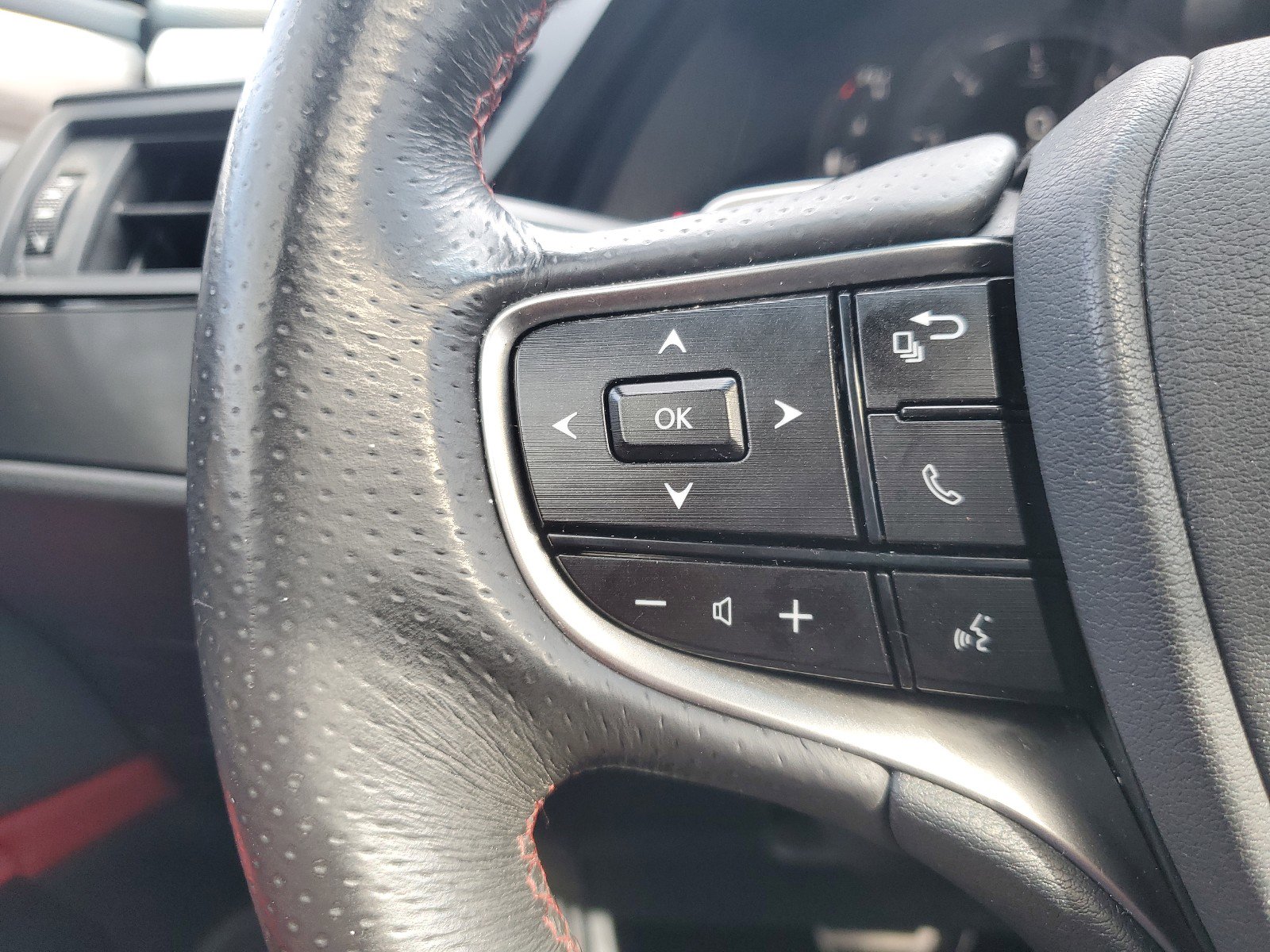 Used 2022 Lexus ES 350 F Sport w/ Accessory Package 2 image 18