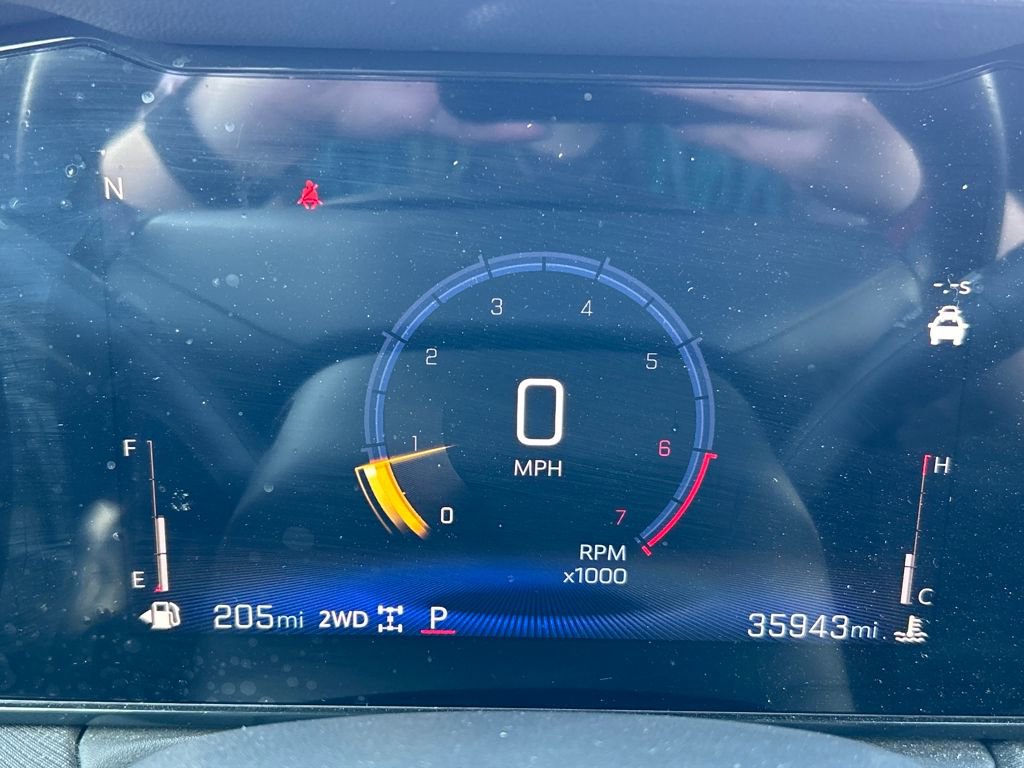 Used 2024 Chevrolet TrailBlazer RS w/ Driver Confidence Package image 9