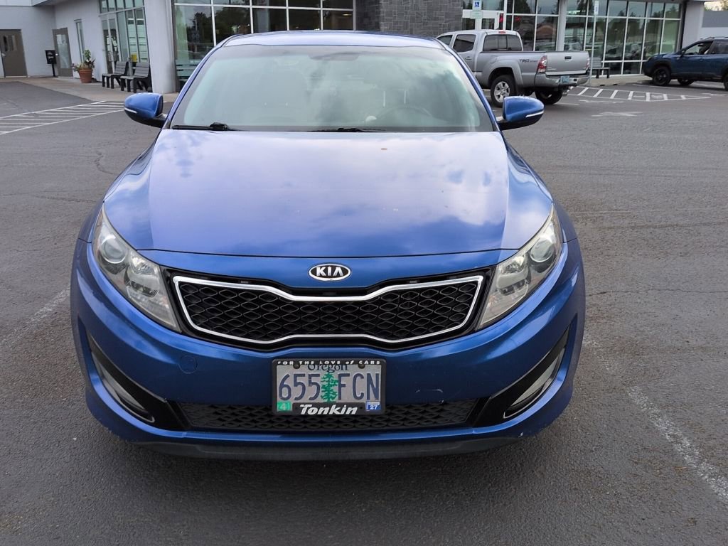 Used 2011 Kia Optima SX FWD image 3