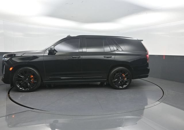Used 2022 Cadillac Escalade Sport w/ Touring Package AWD/4WD image 3