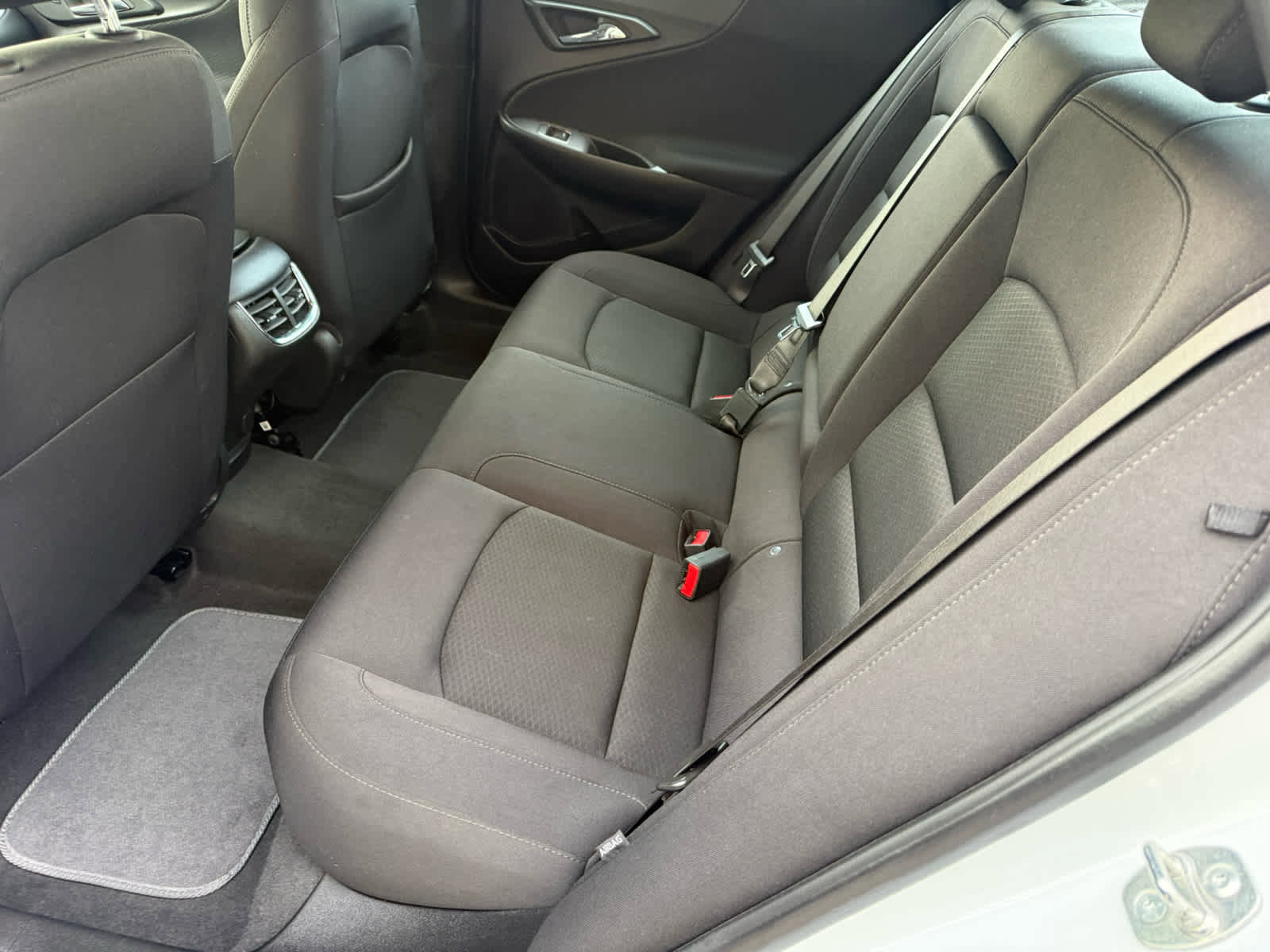 Used 2024 Chevrolet Malibu LT image 5