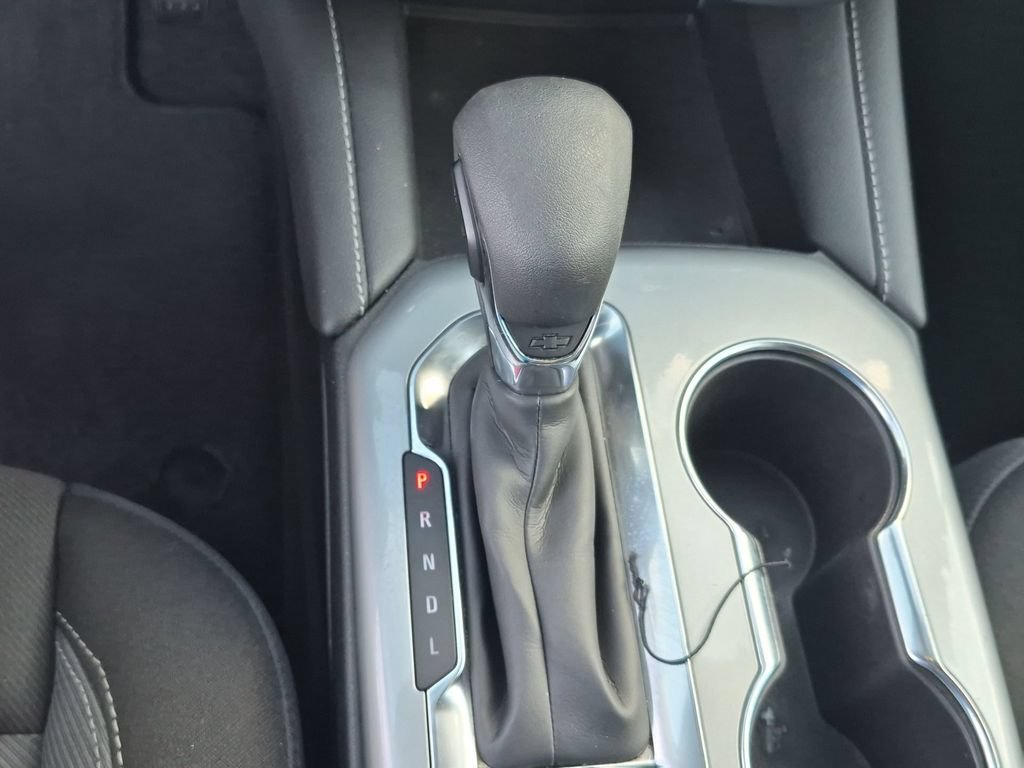 Used 2025 Chevrolet Blazer LT FWD image 19