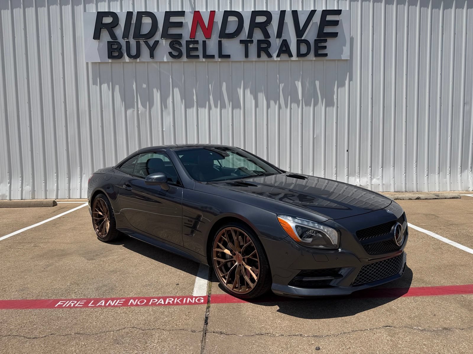 Used 2013 Mercedes-Benz SL 550 image 9