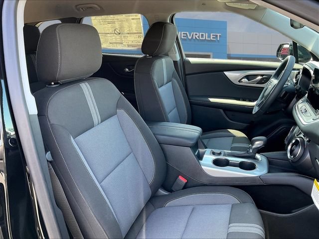 Used 2026 Chevrolet Blazer LT w/ Midnight/Sport Edition FWD image 13