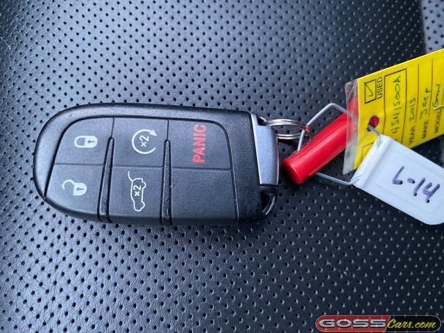 Used 2015 Jeep Grand Cherokee Limited w/ Luxury Group II image 29