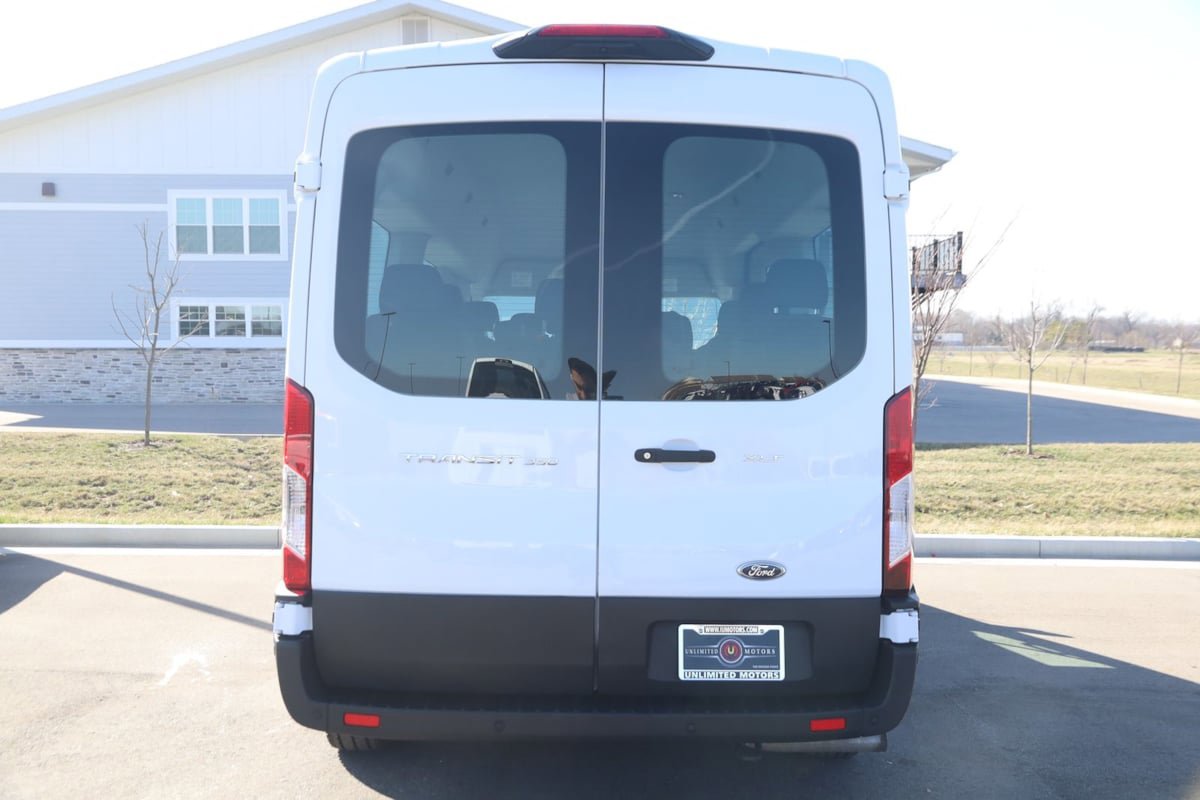 Used 2022 Ford Transit 350 XLT image 5